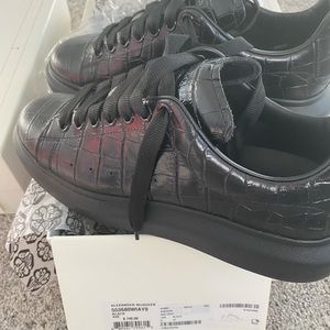 Black Croc Sneaker’s Alexander McQueen